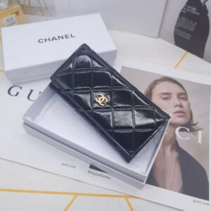 【AT10157】シャネルのクラシックなダイヤ柄牛革財布 | Chanel