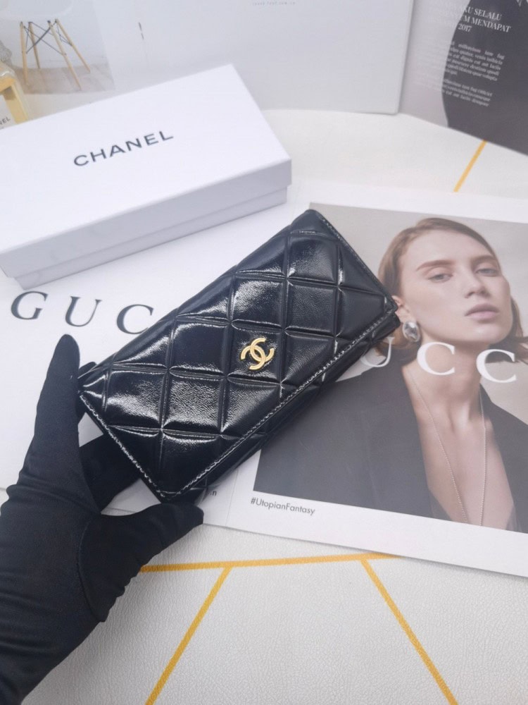 【AT10157】シャネルのクラシックなダイヤ柄牛革財布 | Chanel