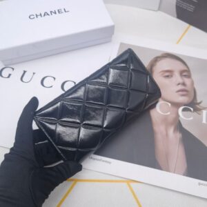 【AT10157】シャネルのクラシックなダイヤ柄牛革財布 | Chanel