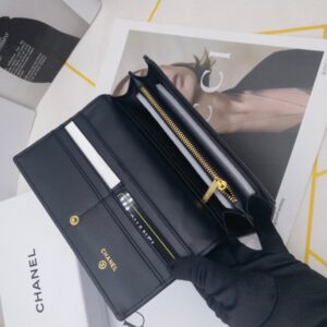 【AT10157】シャネルのクラシックなダイヤ柄牛革財布 | Chanel
