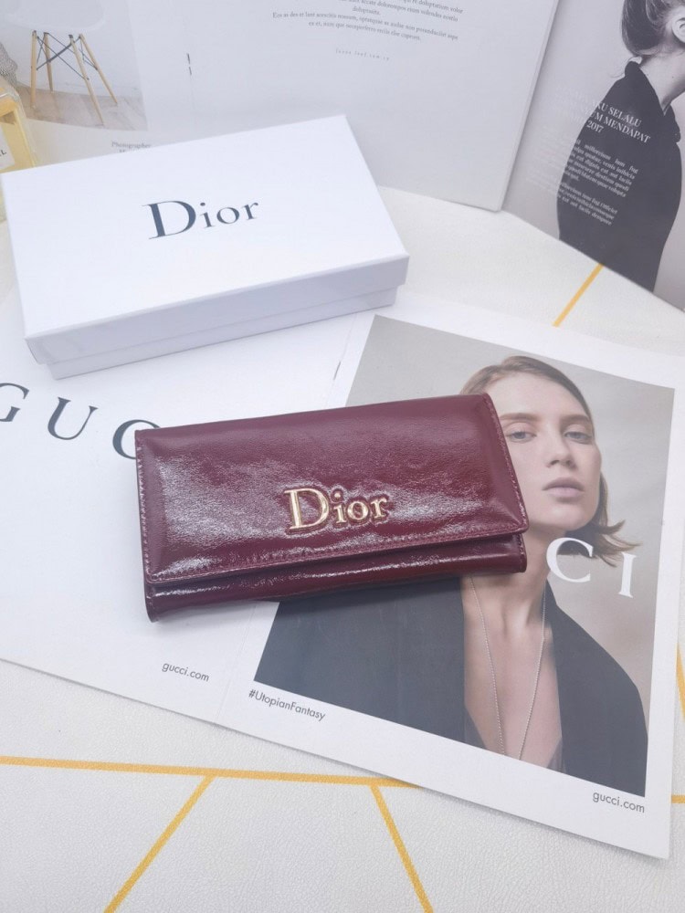 【AT10160】ディオールDIOR ワインレッドの高級牛革財布 クラシックなデザインと高級感、多機能カード収納 | Dior
