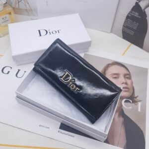 【AT10161】ディオール高級な財布 - 都会のスタイルと品質を演出するエレガントなアイテム | Dior Paris