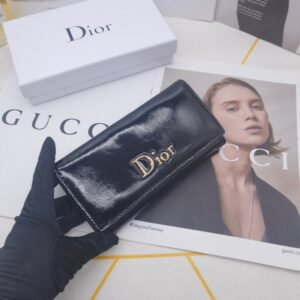 【AT10161】ディオール高級な財布 - 都会のスタイルと品質を演出するエレガントなアイテム | Dior Paris