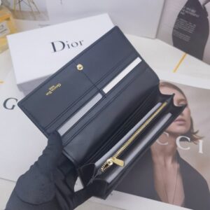 【AT10161】ディオール高級な財布 - 都会のスタイルと品質を演出するエレガントなアイテム | Dior Paris