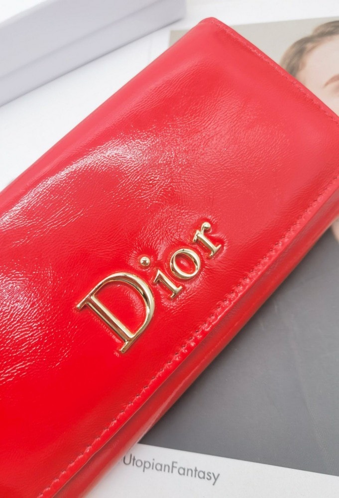 【AT10170】ディオールの赤い牛革財布 - 高級エレガンスで品位向上！ | Christian Dior