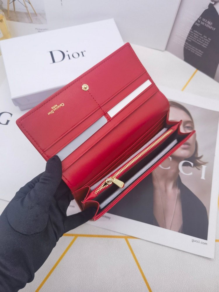 【AT10170】ディオールの赤い牛革財布 - 高級エレガンスで品位向上！ | Christian Dior