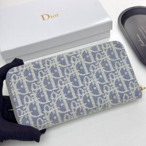 【AT10173】ディオールクラシックOblique刺繍ウォレット - フレンチエレガンスと都市の雰囲気 | Dior