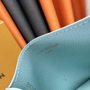 【AT10179】ルイ・ヴィトン（Louis Vuitton）高級軽奢名刺入れブルーシリーズ | Louis Vuitton Paris
