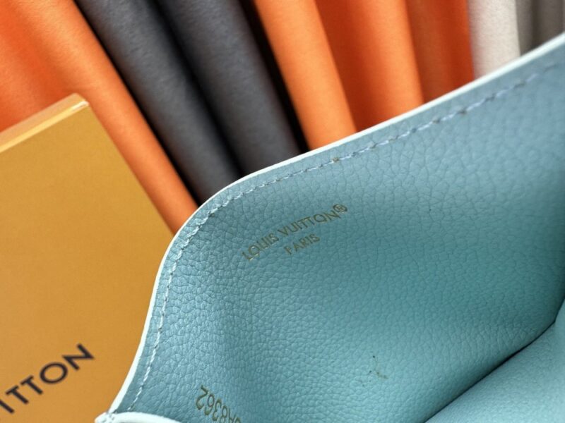 【AT10179】ルイ・ヴィトン（Louis Vuitton）高級軽奢名刺入れブルーシリーズ | Louis Vuitton Paris