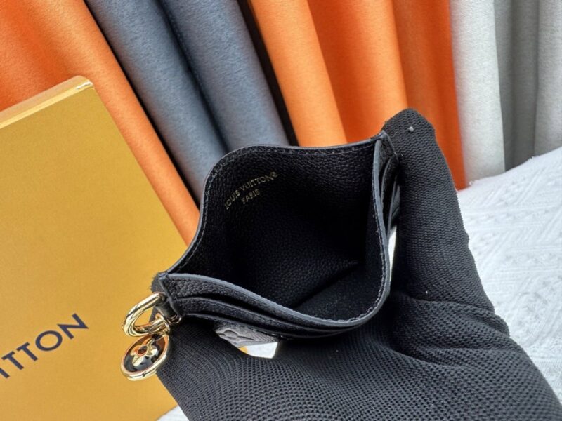 【AT10186】ルイ・ヴィトン モノグラム柄名刺入れ 仕事用カードケース 高級牛革素材 | Louis Vuitton Paris
