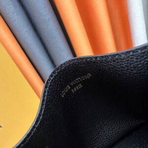 【AT10186】ルイ・ヴィトン モノグラム柄名刺入れ 仕事用カードケース 高級牛革素材 | Louis Vuitton Paris