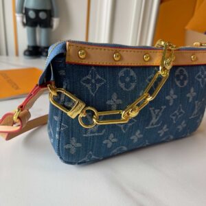 【AT10189】ルイ・ヴィトンのデニムブルーPochette Accessoires - スタイリッシュなデザインと機能性を兼ね備えた都会的なアクセサリー | Louis Vuitton