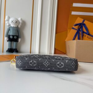 【AT10191】ルイ・ヴィトン Pochette Accessoires：芸術と贅沢が融合した小さなハンドバッグ | Louis Vuitton Paris