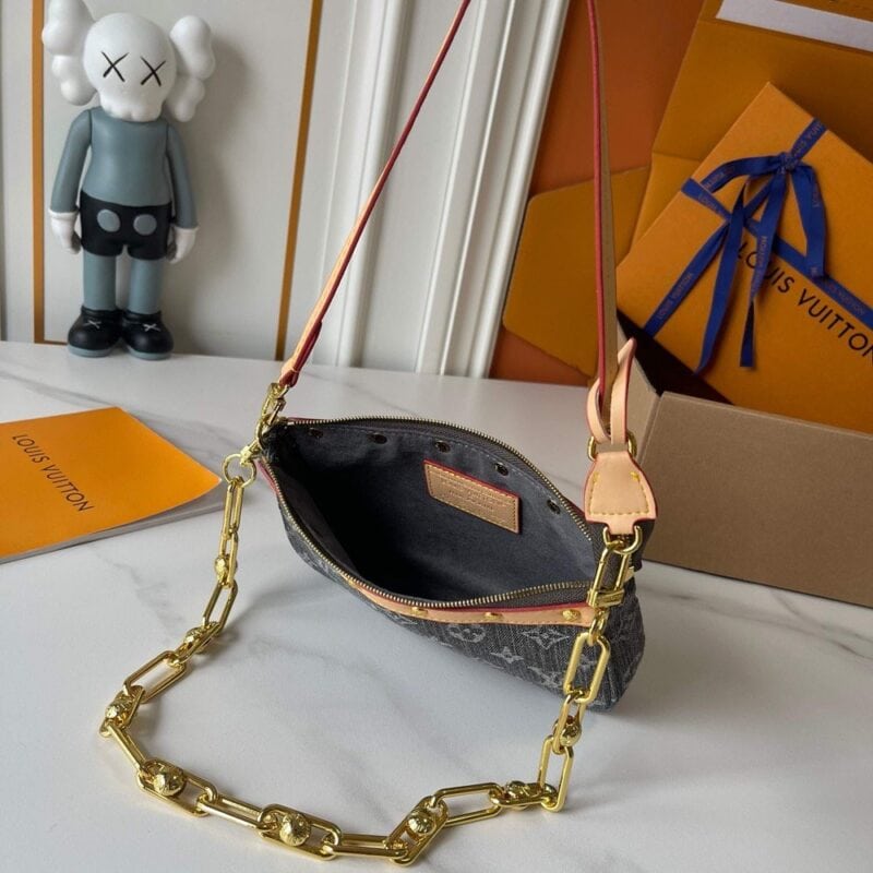 【AT10191】ルイ・ヴィトン Pochette Accessoires：芸術と贅沢が融合した小さなハンドバッグ | Louis Vuitton Paris