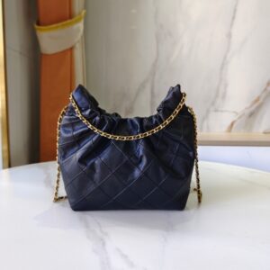 【AT10194】トリーバーチ：クラシックなダイヤ柄チェーンバッグ、都会の女性におすすめ | Tory Burch