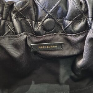 【AT10194】トリーバーチ：クラシックなダイヤ柄チェーンバッグ、都会の女性におすすめ | Tory Burch