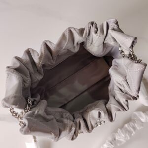 【AT10196】ダイヤパターン柔らかなヤギ革チェーンバッグ - Luxury Chic Bags | Chanel