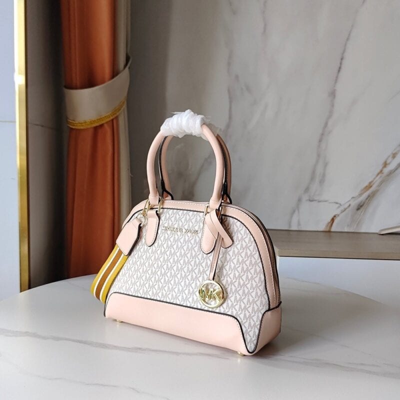 【AT10201】Michael Kors（マイケル・コース）ピンク＆ホワイトシェルバッグ、都会の女性のおしゃれなスタイルを演出！ | MK