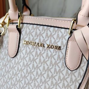 【AT10201】Michael Kors（マイケル・コース）ピンク＆ホワイトシェルバッグ、都会の女性のおしゃれなスタイルを演出！ | MK