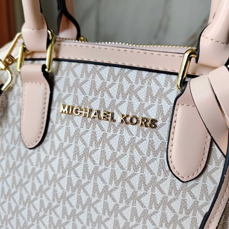 【AT10201】Michael Kors（マイケル・コース）ピンク＆ホワイトシェルバッグ、都会の女性のおしゃれなスタイルを演出！ | MK