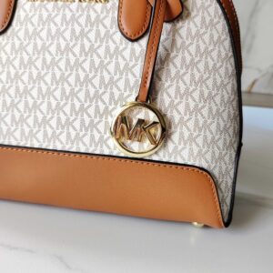 【AT10203】マイケル・コース高級シェルバッグ - 都会の女性に必須のエレガントなアイテム！ | Michael Kors