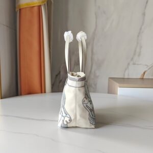 【AT10209】アニマルシリーズ ハンドバッグ - 軽奢デザイン、シマウマ柄、キャンバス素材 | Loewe