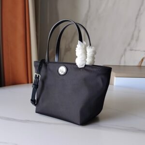 【AT10210】シックで豪華なナイロンバッグ - プラダ Prada | Tory Burch