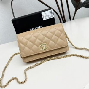 【AT10220】ChanelのクラシックなWOCシリーズショルダーバッグ - 豪華なアプリコットカラーの羊革 - 女性のユニークな気質を演出する | Chanel
