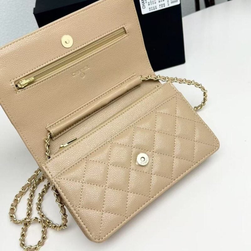 【AT10220】ChanelのクラシックなWOCシリーズショルダーバッグ - 豪華なアプリコットカラーの羊革 - 女性のユニークな気質を演出する | Chanel
