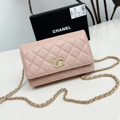 【AT10221】Chanel CFシリーズ 羊革チェーンバッグ - 優しいピンク色 エレガントな19cmサイズ | Chanel