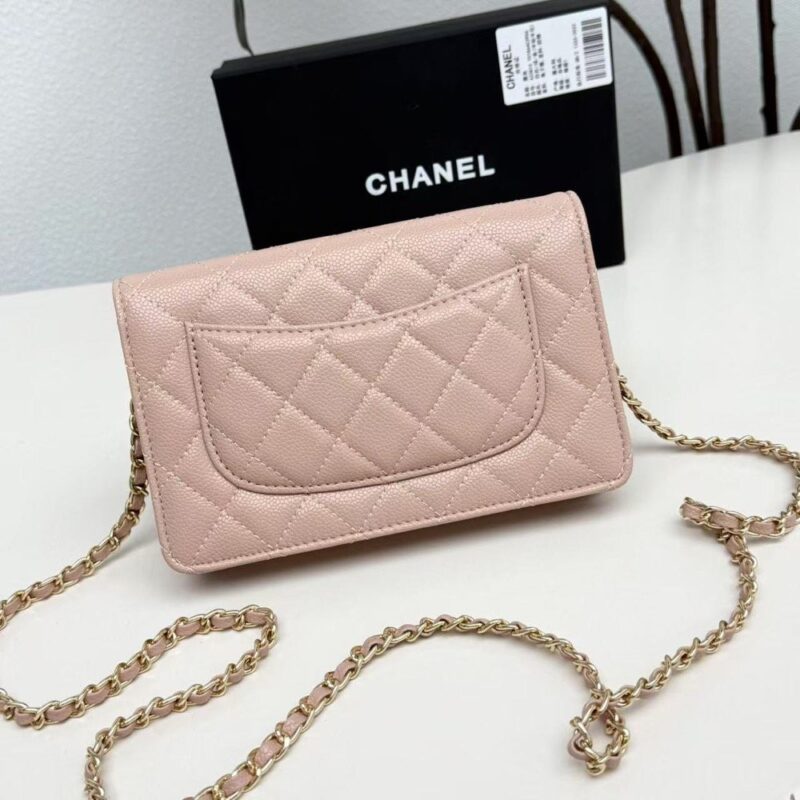 【AT10221】Chanel CFシリーズ 羊革チェーンバッグ - 優しいピンク色 エレガントな19cmサイズ | Chanel