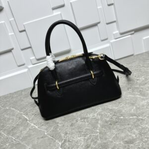 【AT10229】Miu Miu ミュウミュウ アヴァンチュールシリーズ 貝殻バッグ レトロデザイン 高級 3WAYバッグ | Miu Miu