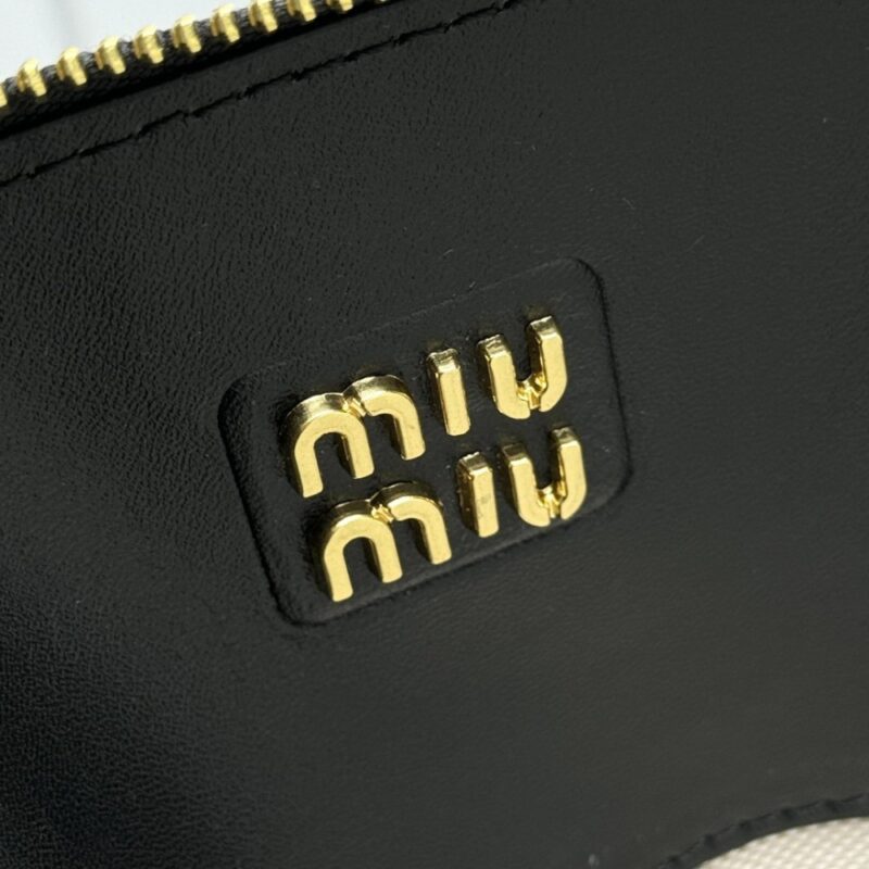 【AT10229】Miu Miu ミュウミュウ アヴァンチュールシリーズ 貝殻バッグ レトロデザイン 高級 3WAYバッグ | Miu Miu