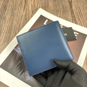 【AT10528】LOEWE 革財布：高級感漂うネイビー牛革、内部整理機能付き | Loewe