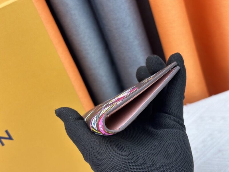 【AT10529】ルイ・ヴィトン Louis Vuitton 観覧車モノグラムパスポートケース | LV