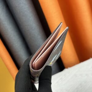 【AT10529】ルイ・ヴィトン Louis Vuitton 観覧車モノグラムパスポートケース | LV
