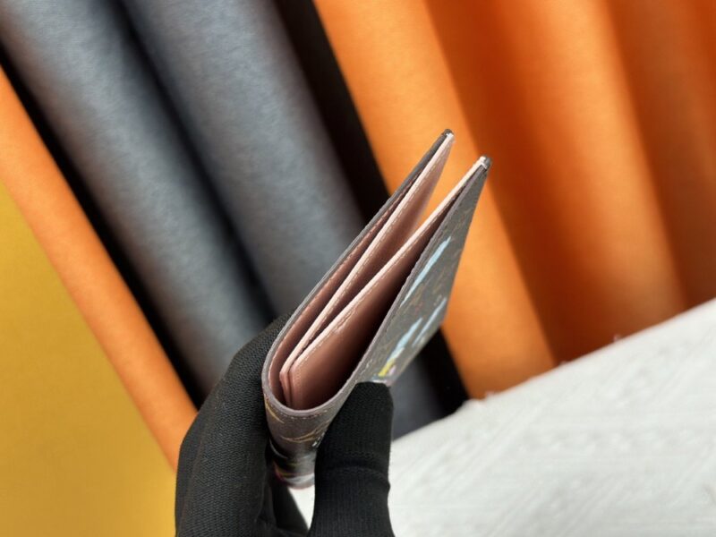 【AT10529】ルイ・ヴィトン Louis Vuitton 観覧車モノグラムパスポートケース | LV