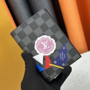 【AT10531】ルイ・ヴィトン旅行用ファッションパスポートケース | Louis Vuitton