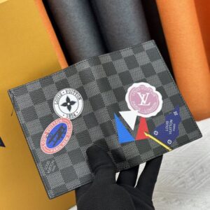【AT10531】ルイ・ヴィトン旅行用ファッションパスポートケース | Louis Vuitton