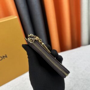 【AT10535】ルイ・ヴィトンのモノグラムキーケース - ビジネスとカジュアルに最適 | Louis Vuitton