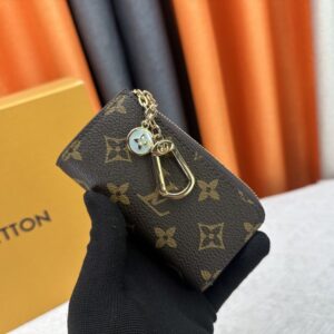 【AT10537】ルイ・ヴィトン モノグラムキーケース、贅沢な優雅さ、都会のエリートにおすすめ | Louis Vuitton
