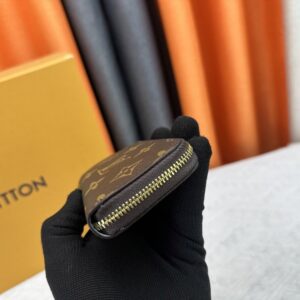【AT10537】ルイ・ヴィトン モノグラムキーケース、贅沢な優雅さ、都会のエリートにおすすめ | Louis Vuitton