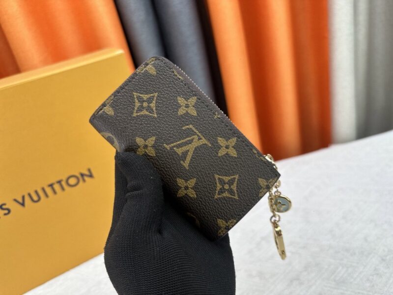 【AT10537】ルイ・ヴィトン モノグラムキーケース、贅沢な優雅さ、都会のエリートにおすすめ | Louis Vuitton