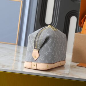 【AT10545】ルイ・ヴィトン Monogramコレクション デニムメイクポーチ | Louis Vuitton