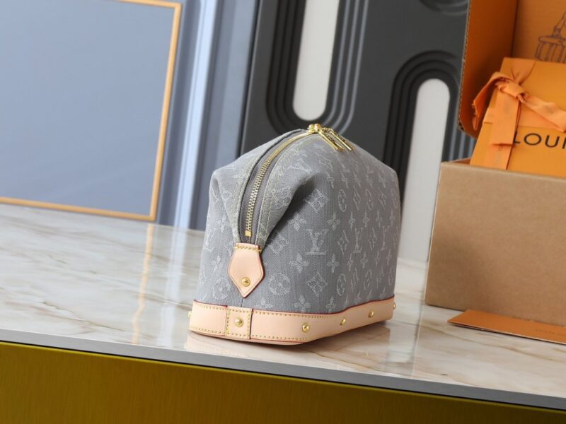 【AT10545】ルイ・ヴィトン Monogramコレクション デニムメイクポーチ | Louis Vuitton