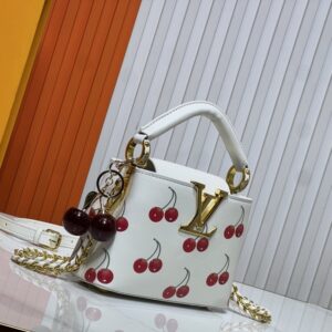 【AT10549】ルイ・ヴィトン チェリープリントのキャプシン ミニハンドバッグ | LV