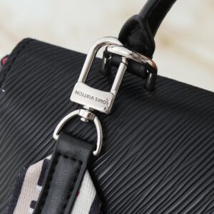 【AT10556】ルイ・ヴィトンのクルニー ミニハンドバッグ：クラシックなエピレザーと洗練されたエレガンス | Louis Vuitton Paris