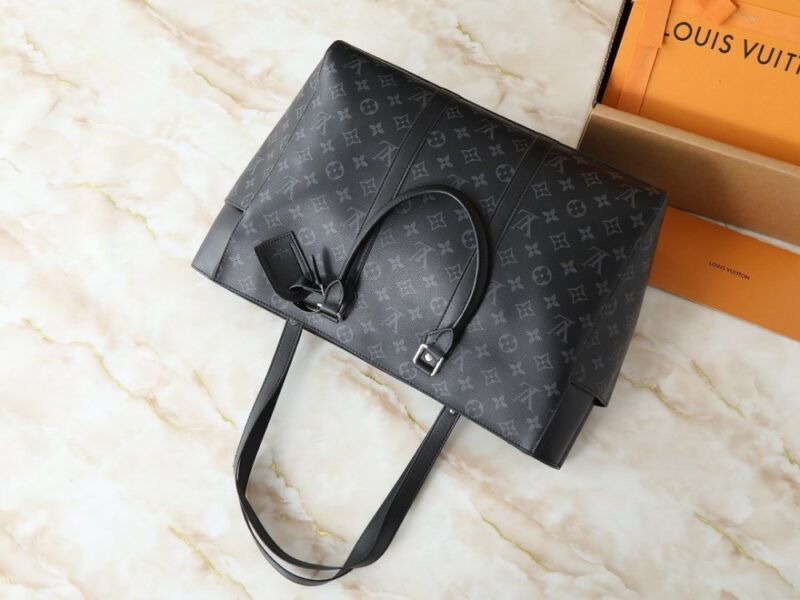 【AT10559】ルイ・ヴィトンのモノグラムブラックフラワー エンボスレザーハンドバッグ | LV