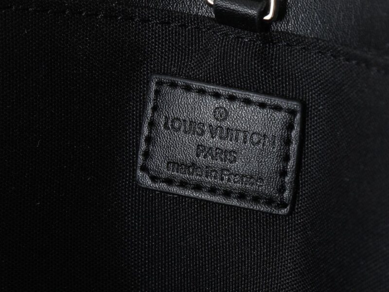 【AT10559】ルイ・ヴィトンのモノグラムブラックフラワー エンボスレザーハンドバッグ | LV