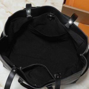 【AT10559】ルイ・ヴィトンのモノグラムブラックフラワー エンボスレザーハンドバッグ | LV